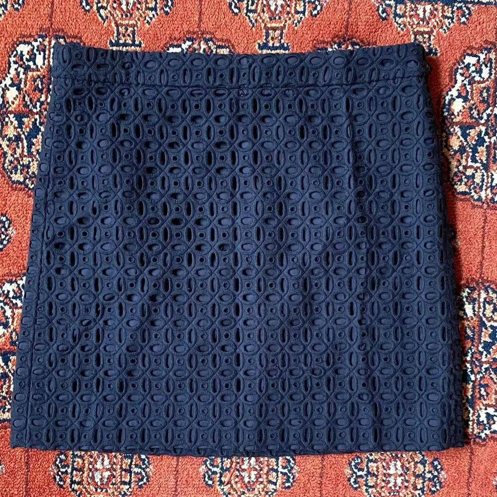 BRAND NEW J.Crew 4 Navy Blue Eyelet‎ Mini Pencil Skirt Fully Lined, All Cotton